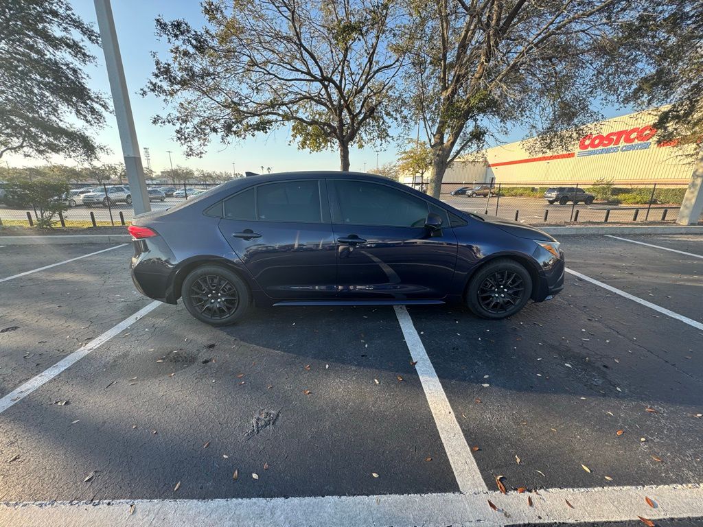 2020 Toyota Corolla LE 6