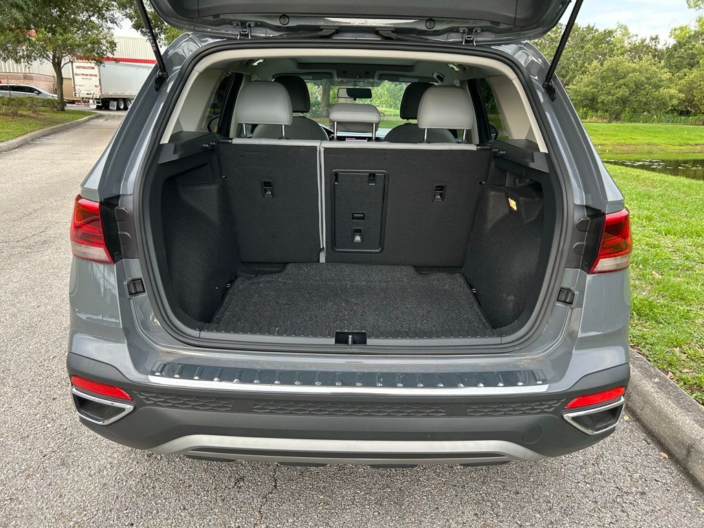 2022 Volkswagen Taos SE 10