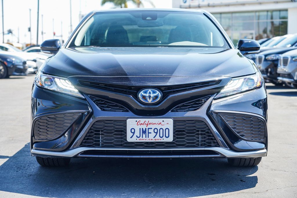 2024 Toyota Camry Hybrid XSE 4