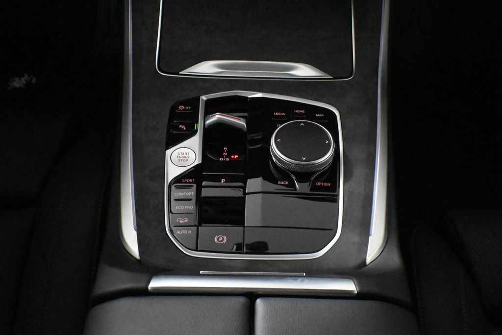 Thumbnail: 2026 BMW X5 - 25