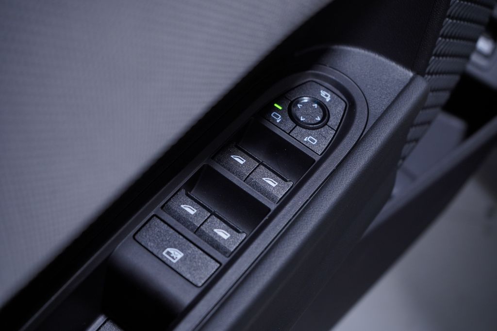 Thumbnail: 2026 MINI Cooper - 14