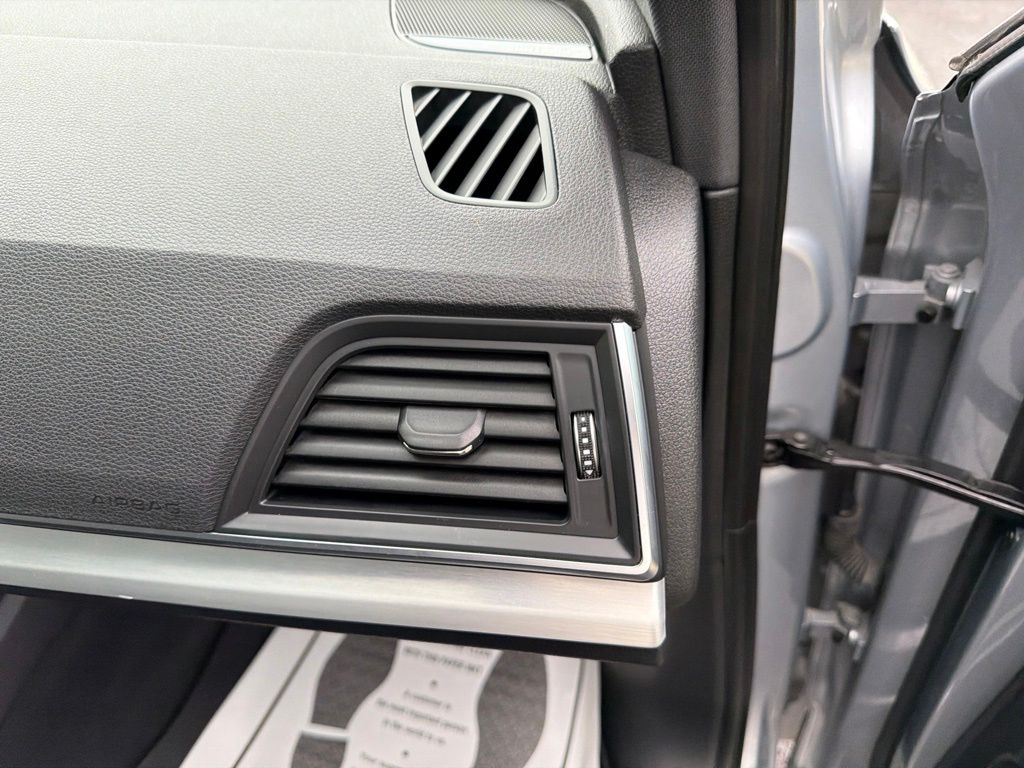 Used 2018 Silver Audi 3.0T Prestige image 15