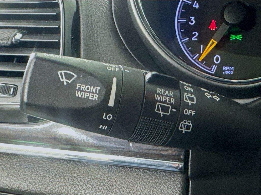 Used Car 2020 Jeep Grand Cherokee  Overland For Sale Under $25,000 In Austin, Texas