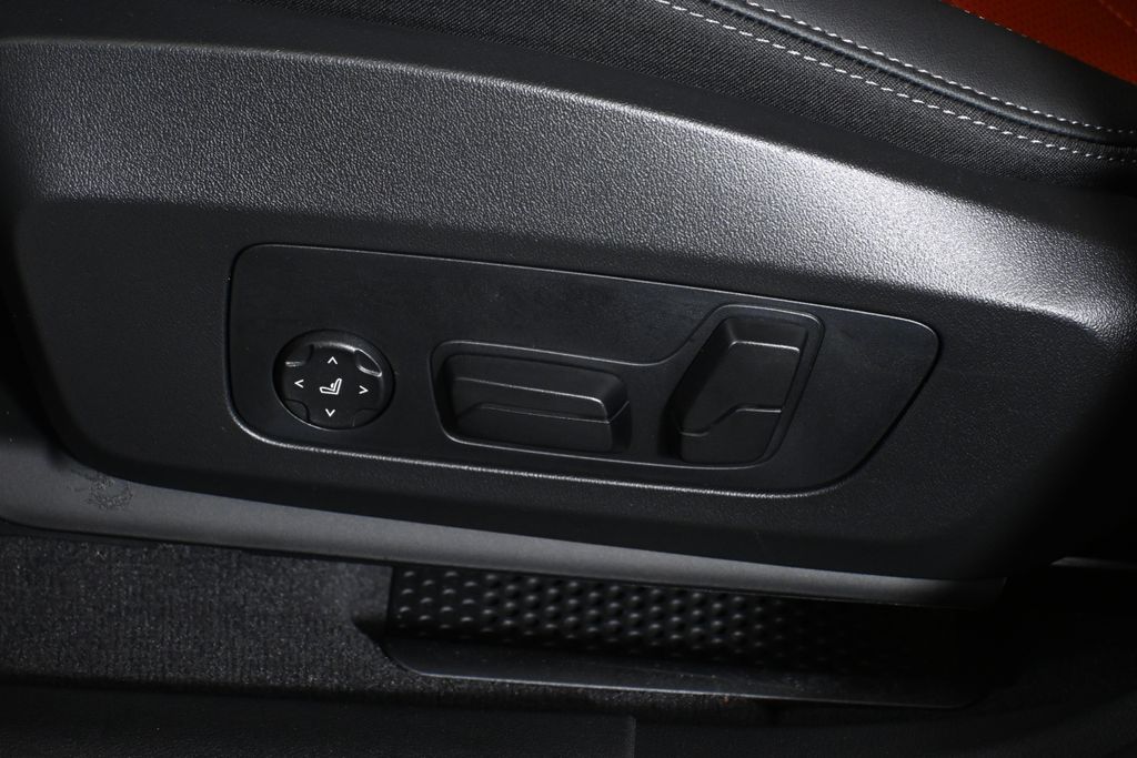 Thumbnail: 2026 BMW X2 - 27