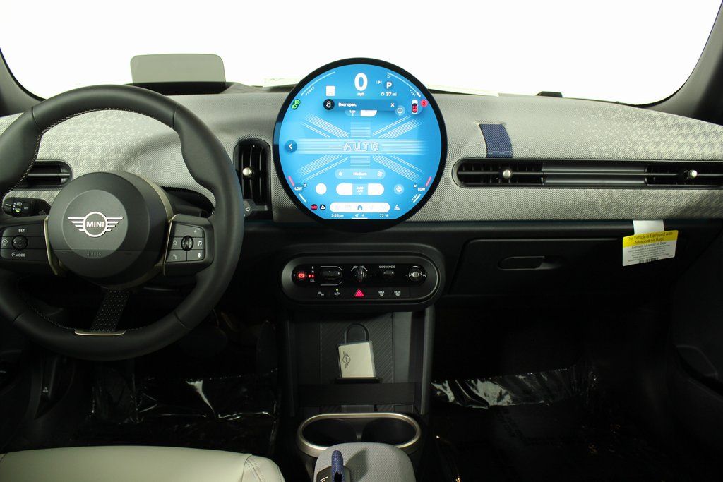 Thumbnail: 2025 MINI Cooper Hardtop - 4