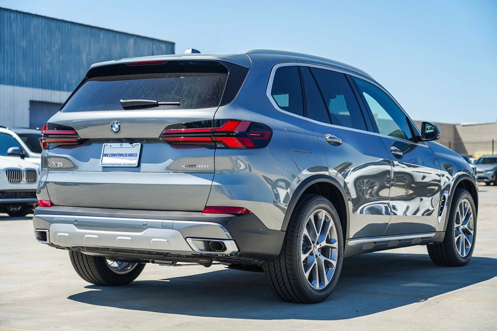 2025 BMW X5 xDrive40i 8