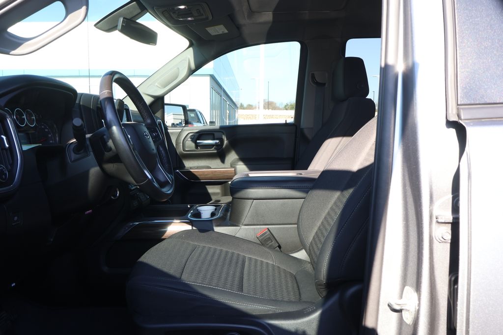 Thumbnail: 2021 Chevrolet Silverado 1500 - 9