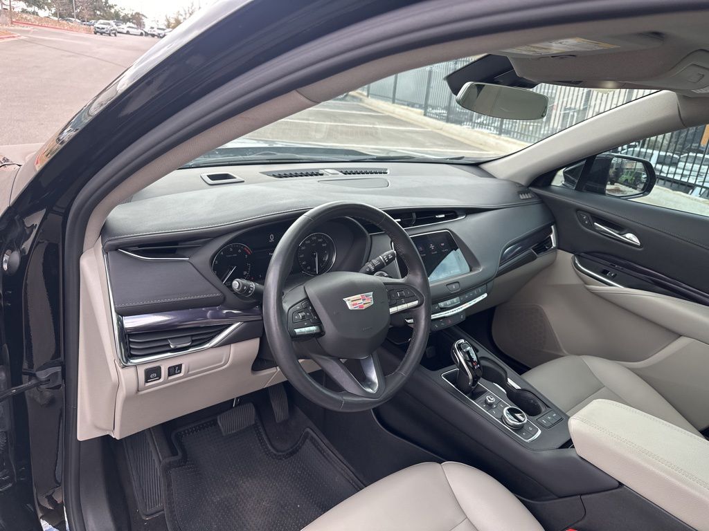 Used Car 2023 Cadillac Xt4  Luxury For Sale Under $30,000 In Austin, Texas