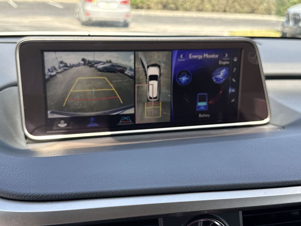 Thumbnail: 2018 Lexus RX - 24