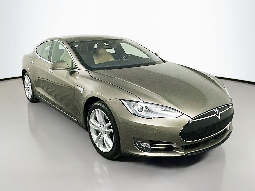2015 Tesla Model S  3