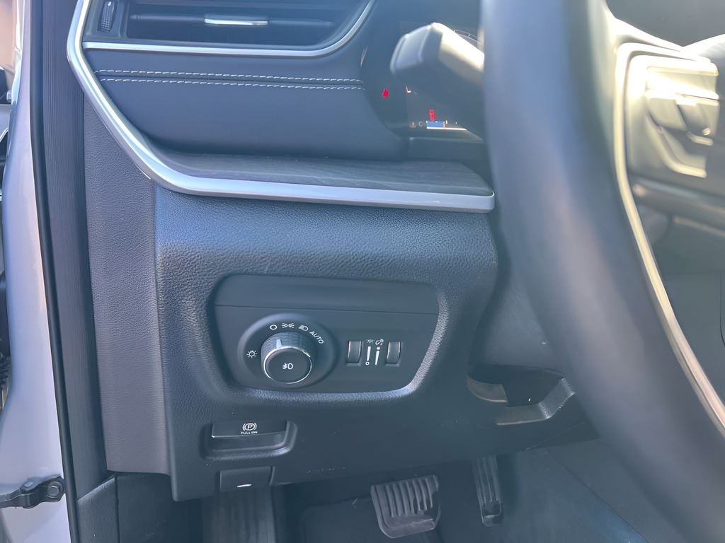 Used 2022 Jeep Grand Cherokee SUV