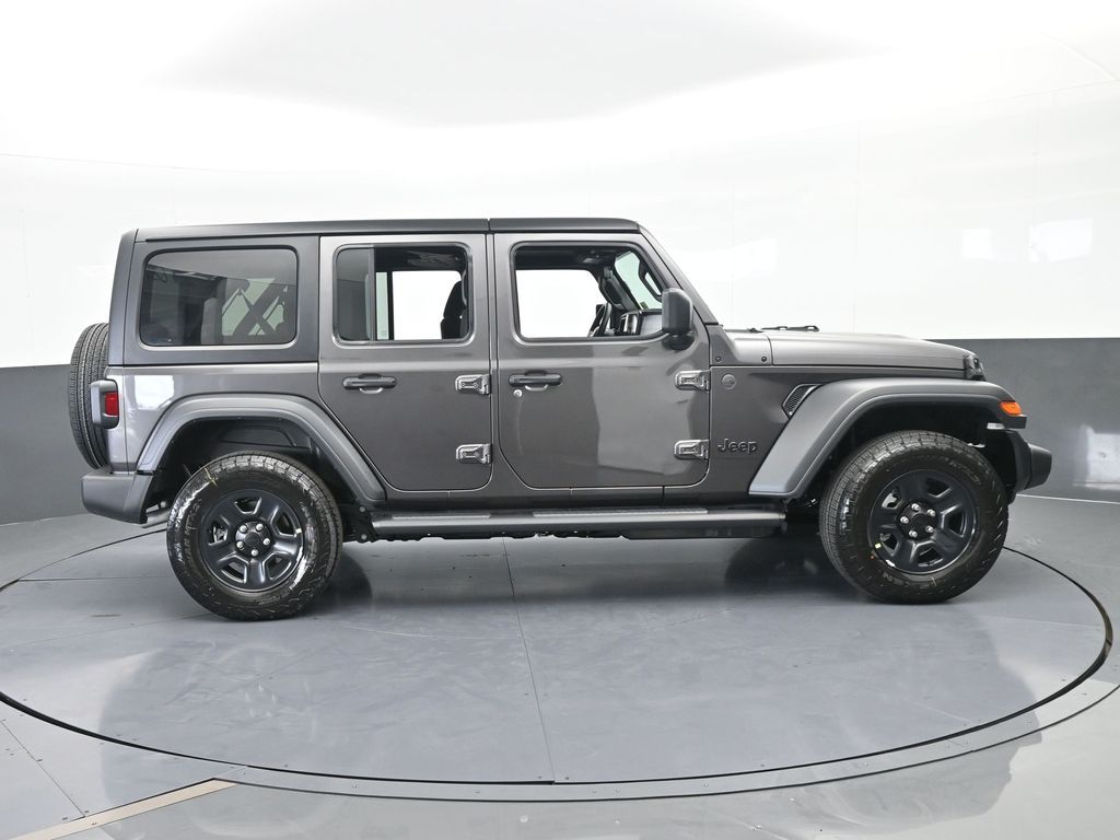New 2026 Granite Crystal Metallic Clearcoat Jeep Sport image 7