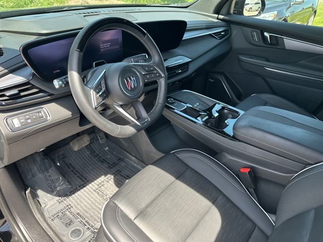 Used 2025 Buick Enclave SUV
