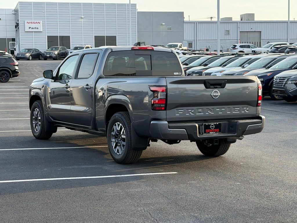 View vehicle photo 6