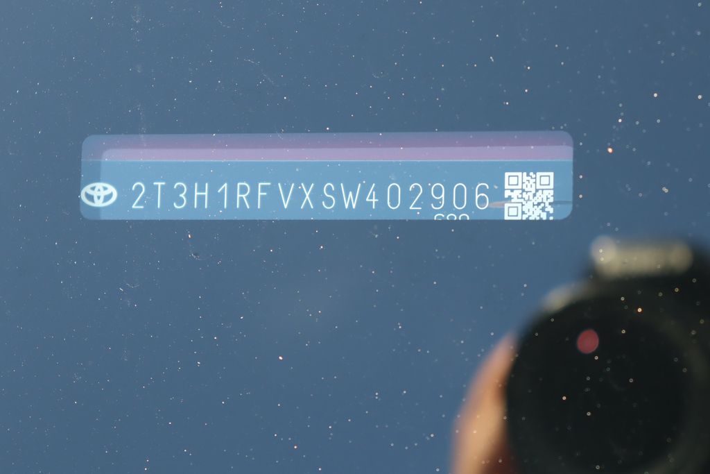 Thumbnail: 2025 Toyota RAV4 - 7