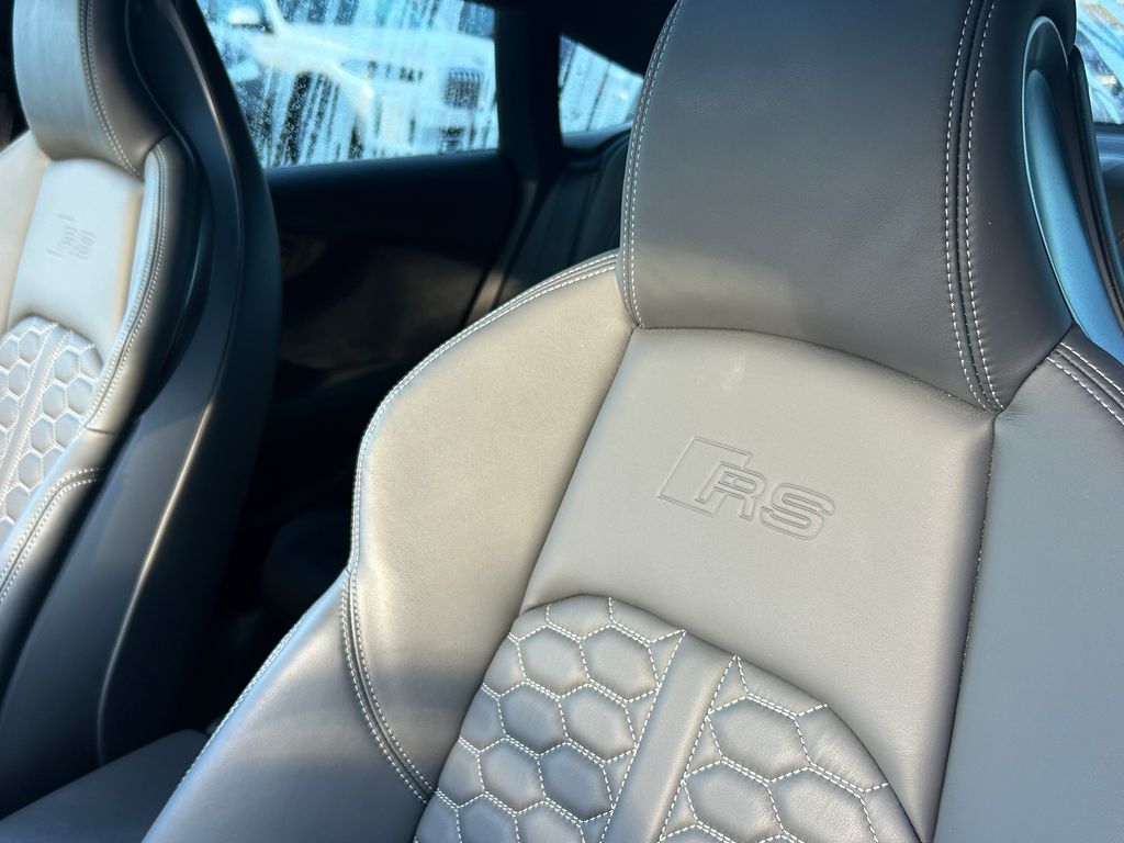 Thumbnail: 2024 Audi RS 5 - 14