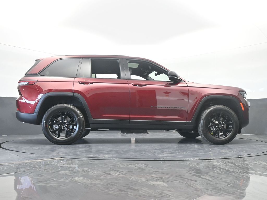 New 2025 Velvet Red Pearlcoat Jeep Laredo image 56