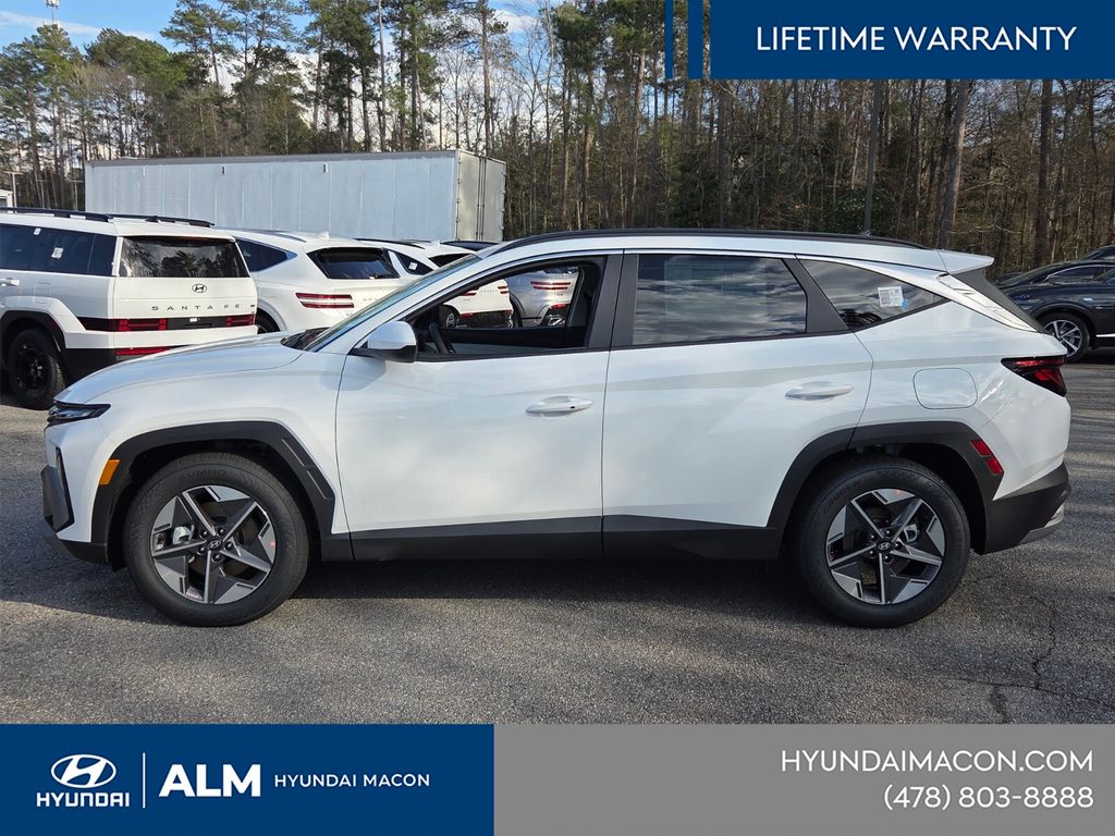 New 2026 White Hyundai SEL image 3