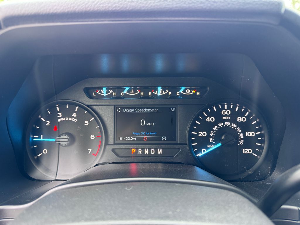 Used 2019 Magma Red Ford XL image 17
