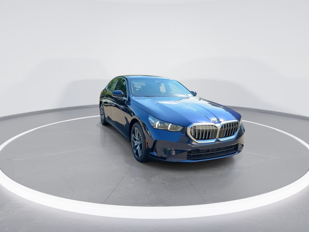 Thumbnail: 2027 BMW 5 Series - 2