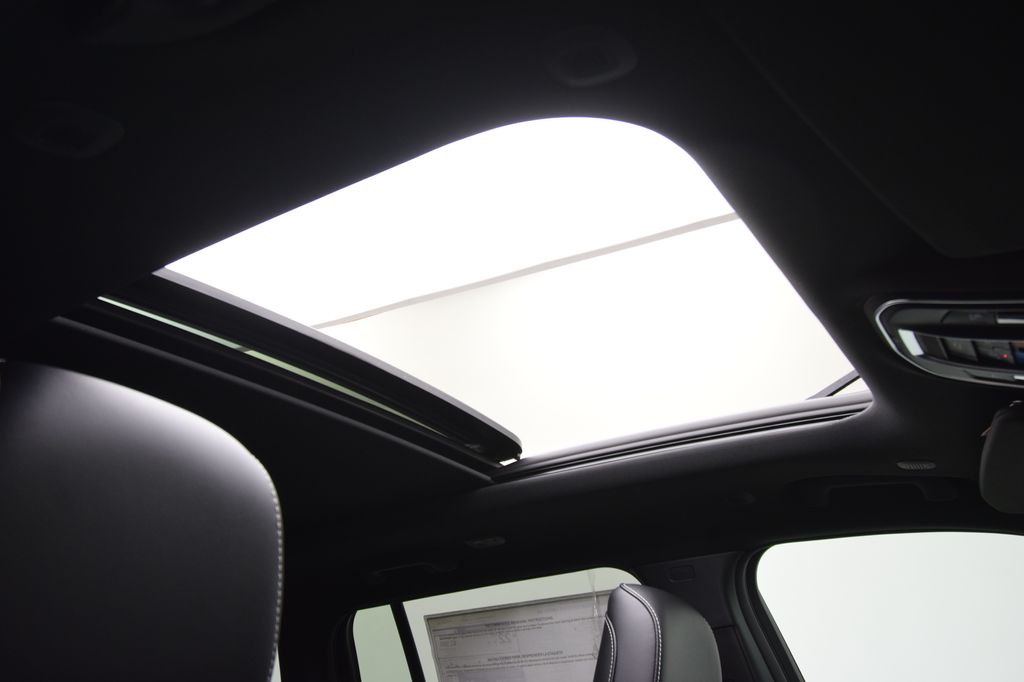 new 2025 Jeep Grand Cherokee car, priced at $50,186