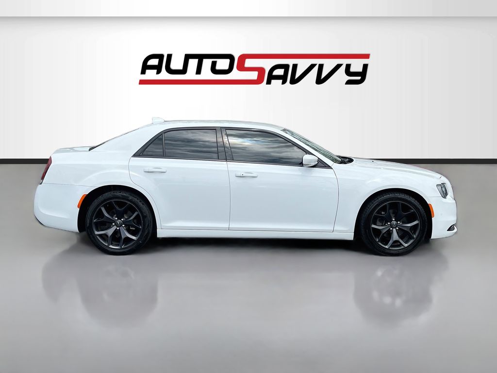 Used 2021 White Chrysler S image 8
