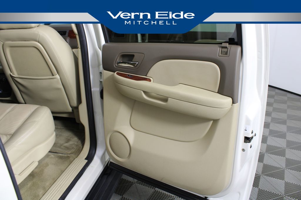 Used 2011 GMC Yukon XL for sale in 