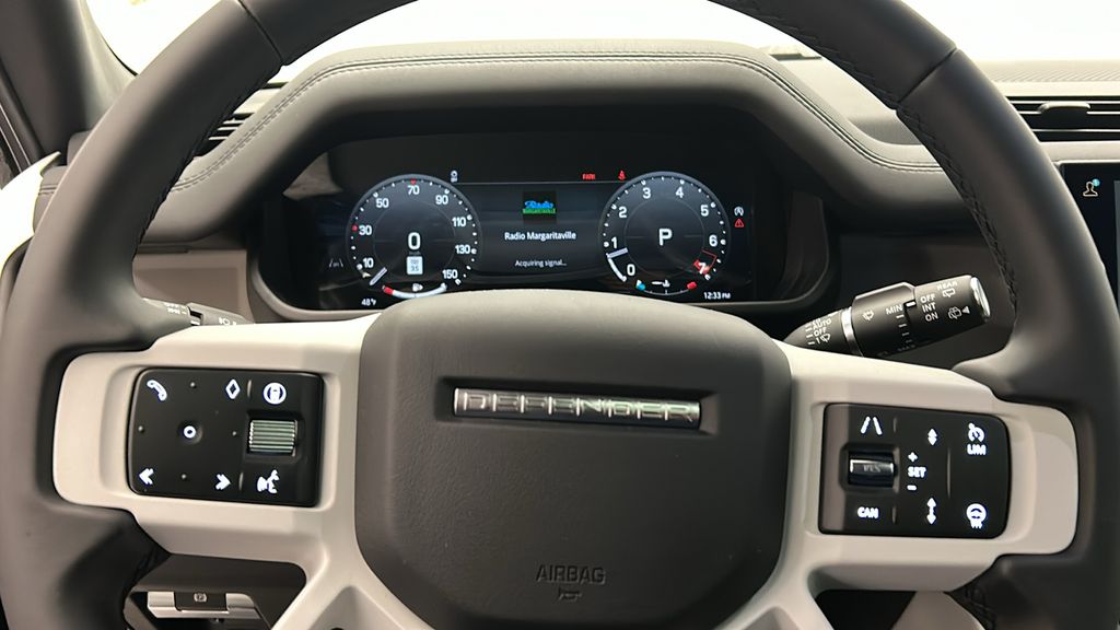 Thumbnail: 2025 Land Rover Defender - 13