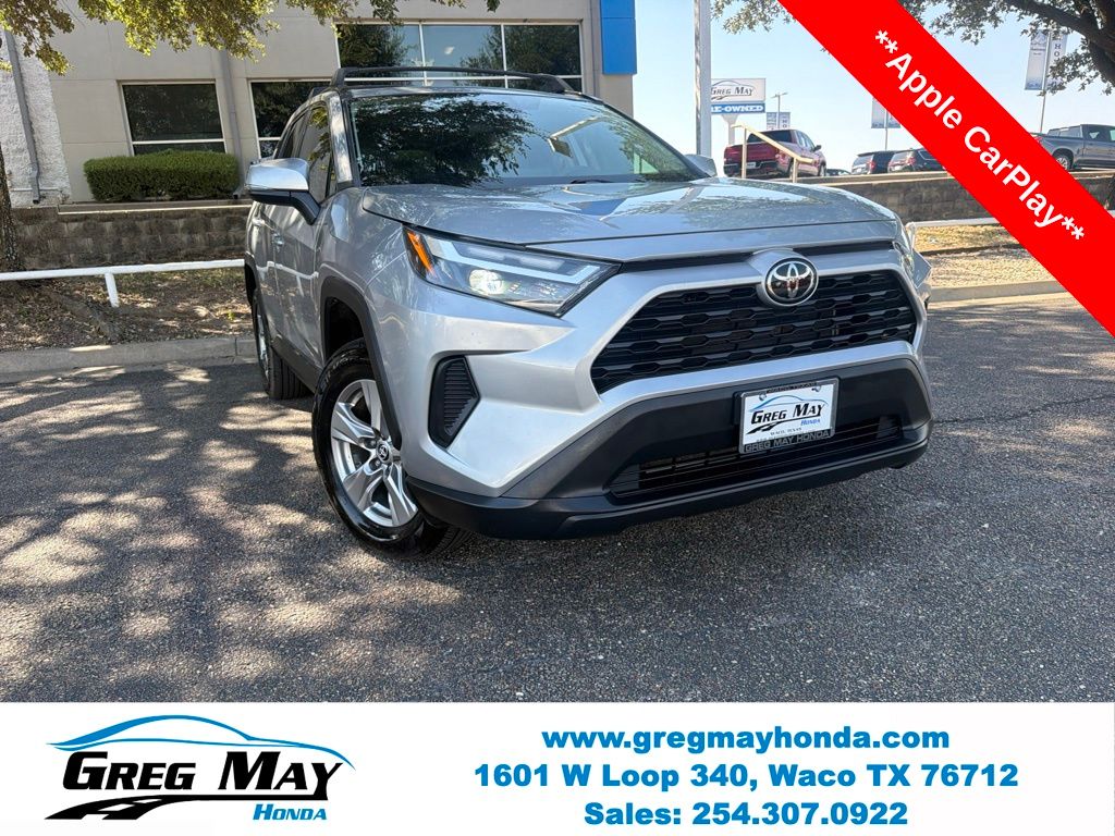 2022 Toyota RAV4 XLE - 0