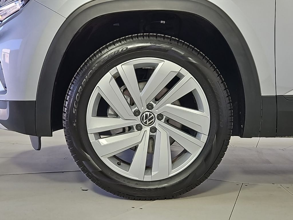 Thumbnail: 2023 Volkswagen Atlas - 5