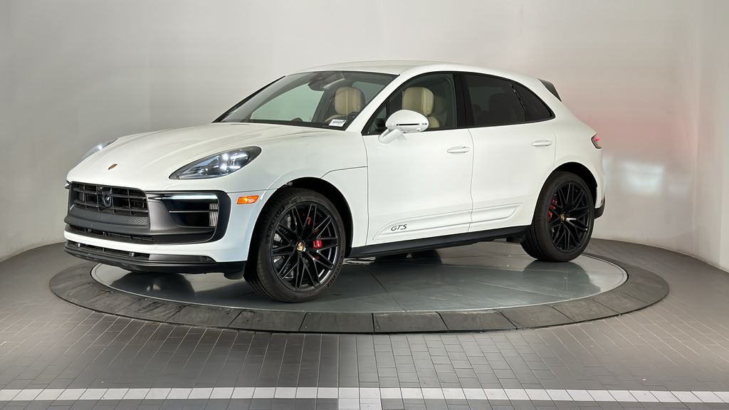 2024 Porsche Macan GTS -
                Santa Clara, CA