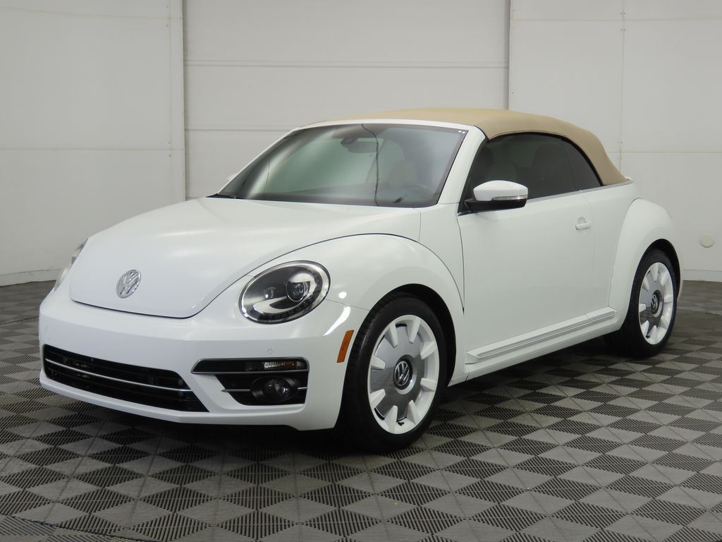Thumbnail: 2019 Volkswagen Beetle - 9