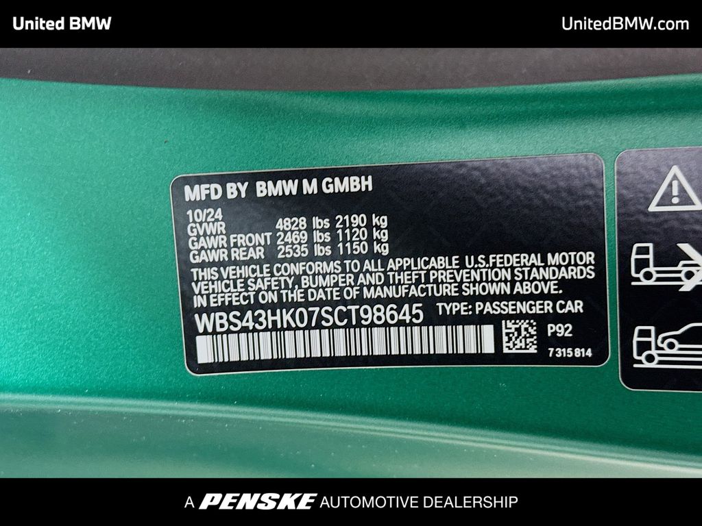 Thumbnail: 2025 BMW M4 - 17