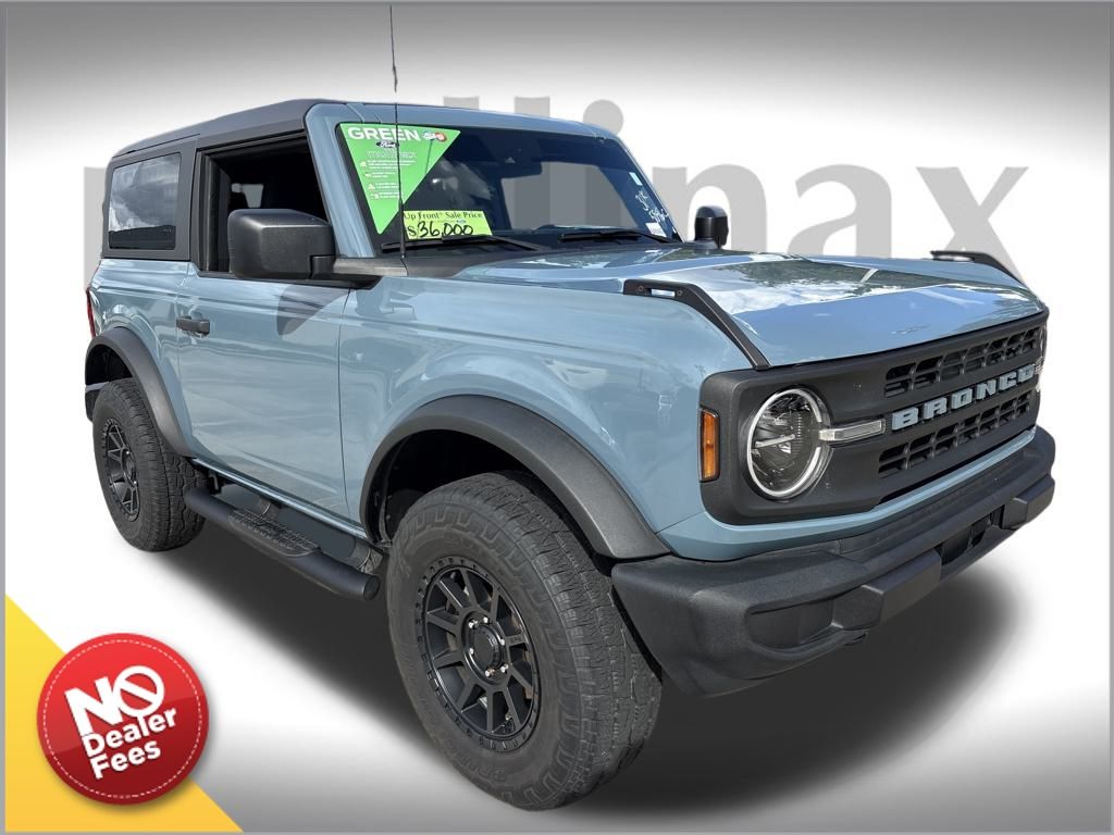 2022 Ford Bronco 2-Door Base's photo