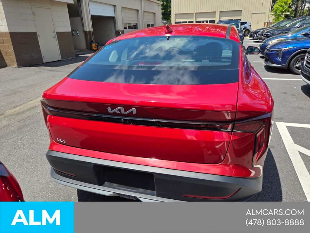 Used 2025 Red Kia LXS image 16