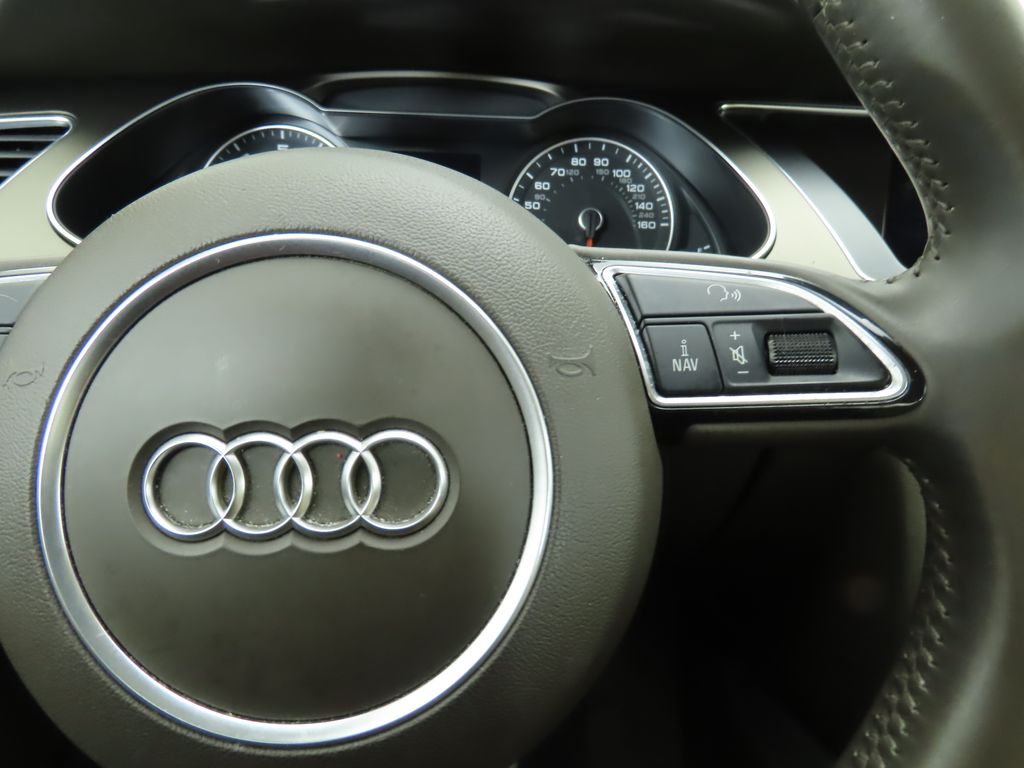 Thumbnail: 2015 Audi A4 - 12