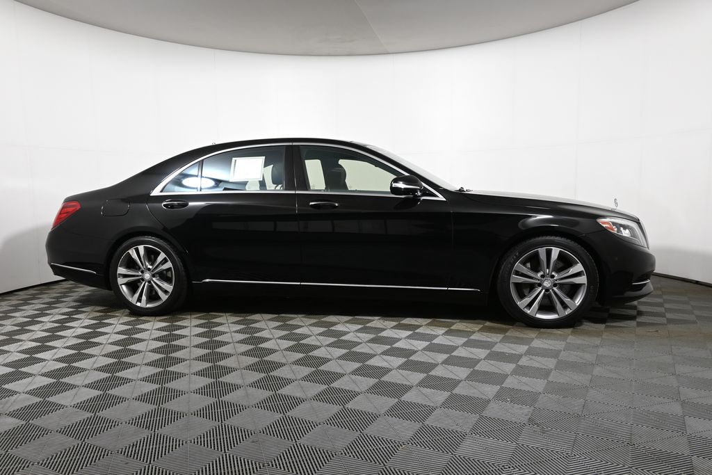 Thumbnail: 2015 Mercedes-Benz S-Class - 8