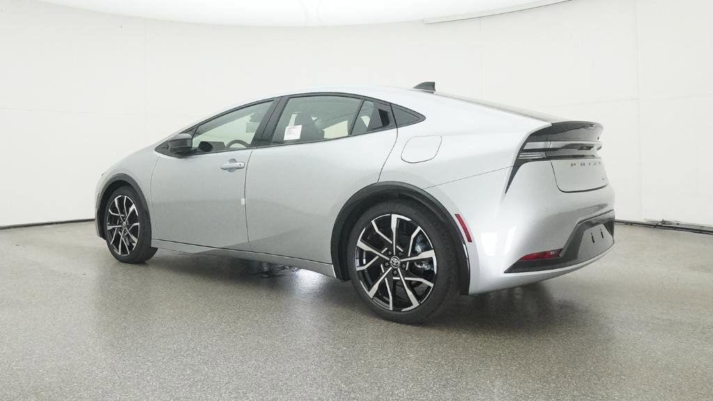Thumbnail: 2026 Toyota Prius - 32