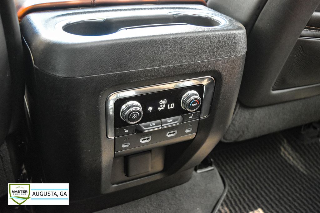 Used 2024 GMC Yukon SUV