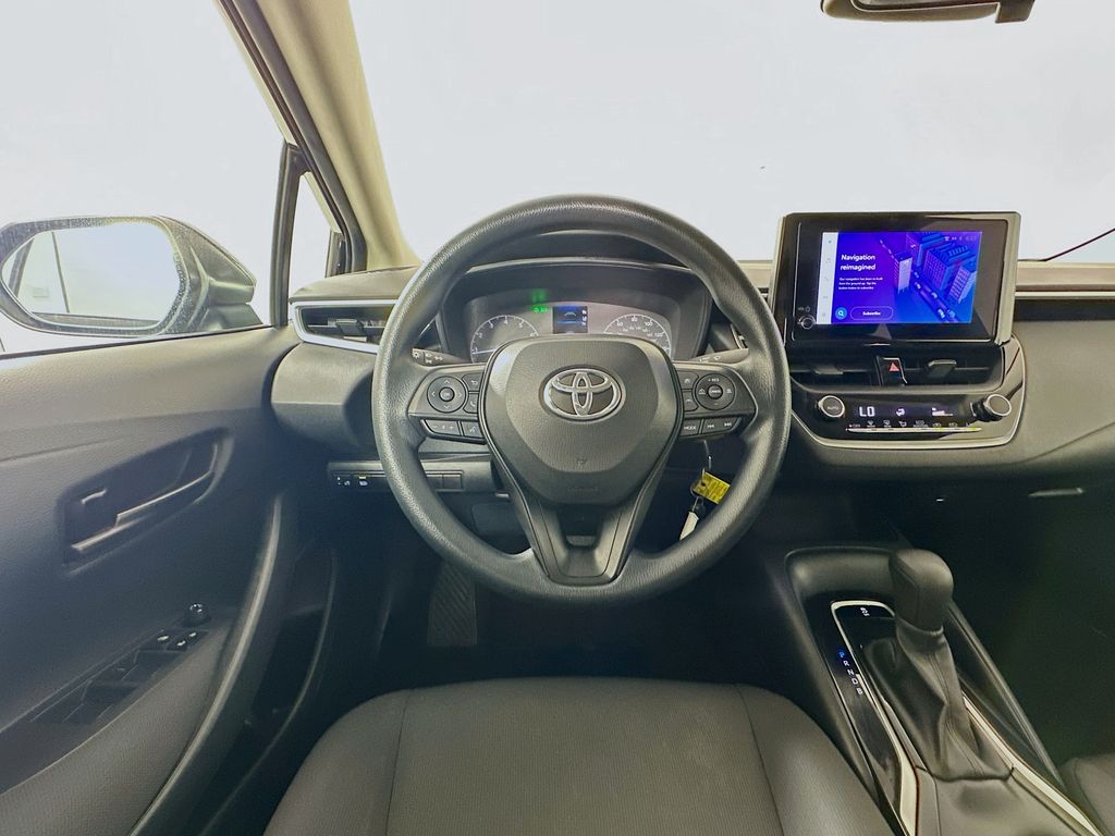 2023 Toyota Corolla LE 21