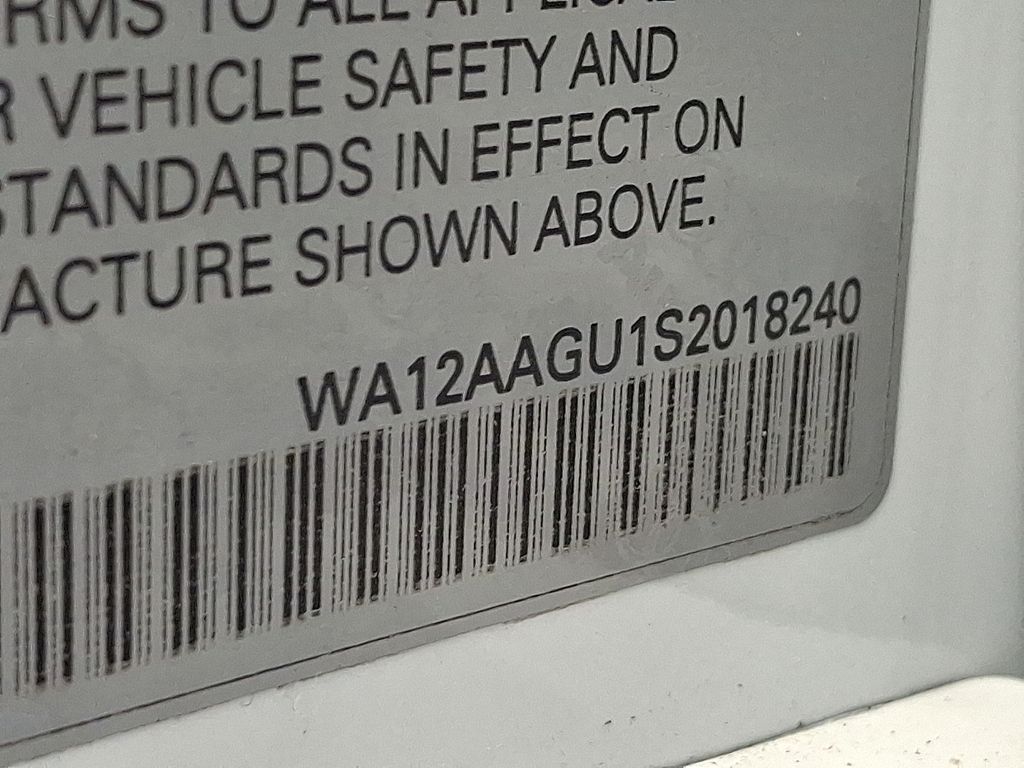 Thumbnail: 2025 Audi Q5 - 14