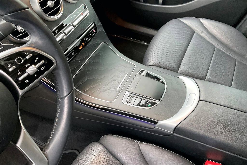 Used 2022 Mercedes-Benz GLC GLC 300 4D Sport Utility