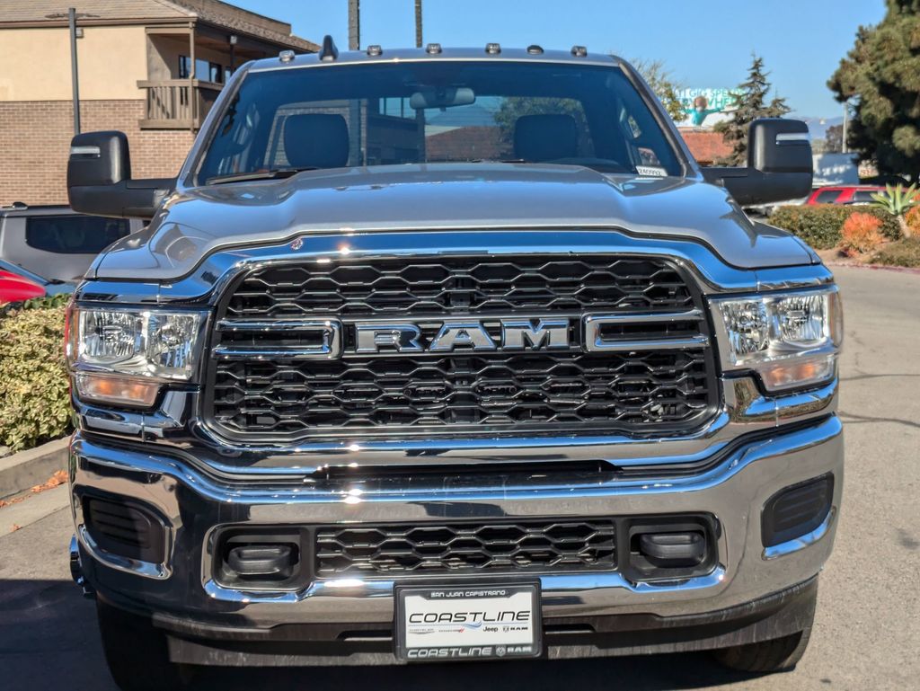 2024 Ram 3500 Tradesman 2