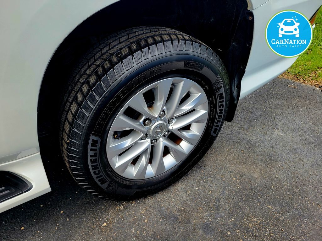 2018 Lexus GX Base - Photo 32