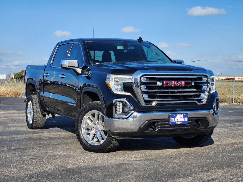 2021 GMC Sierra 1500 SLT 1