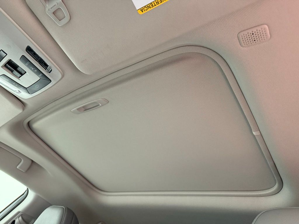 Thumbnail: 2022 Toyota Sienna - 19