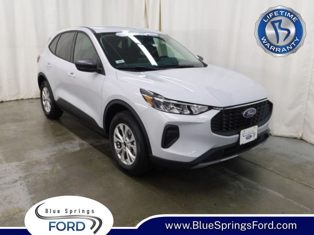 Space Silver Metallic 2026 Ford Escape Active AWD SUV / Crossover All-Wheel Drive 8-Speed Automatic