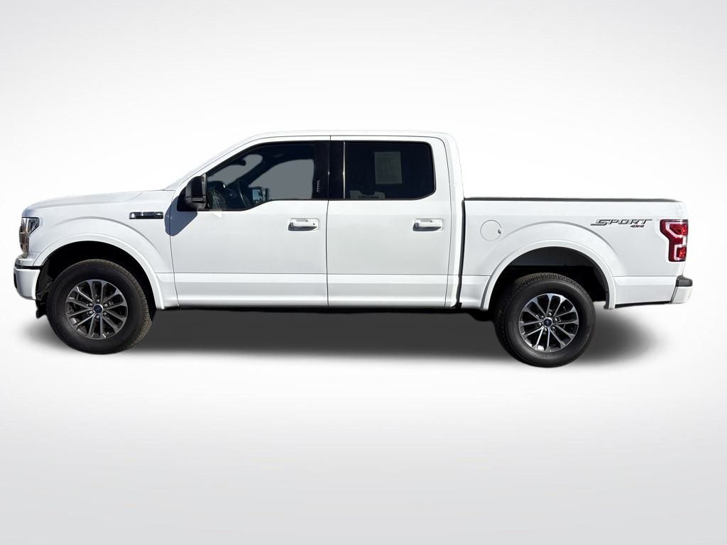 2019 Oxford White Ford F-150 XLT 4X4 Truck