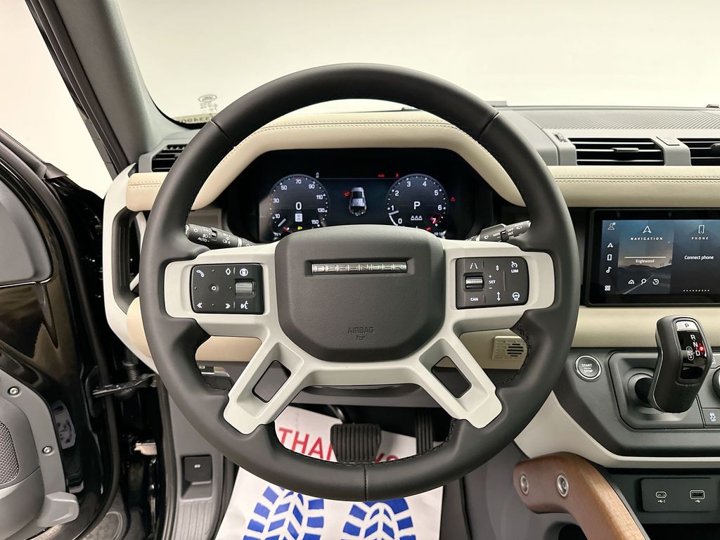 2024 Land Rover Defender 110 20