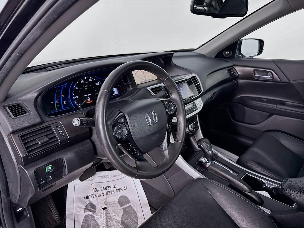 Used Car 2015 Honda Accord Hybrid  Touring For Sale Under $20,000 In Austin, Texas